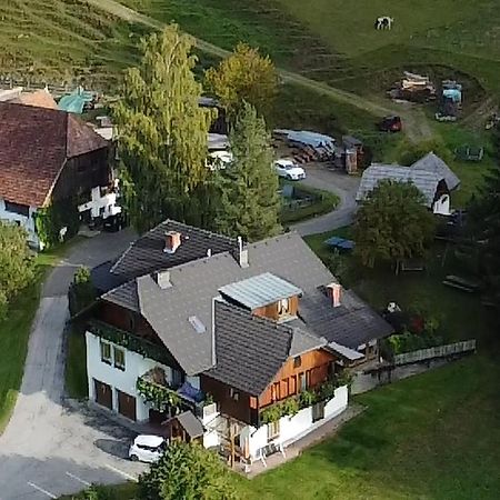 Apartment Krobath Мурау Екстериор снимка